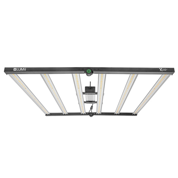 Panel LED Lumii Xled 680 w para iluminación de cultivo