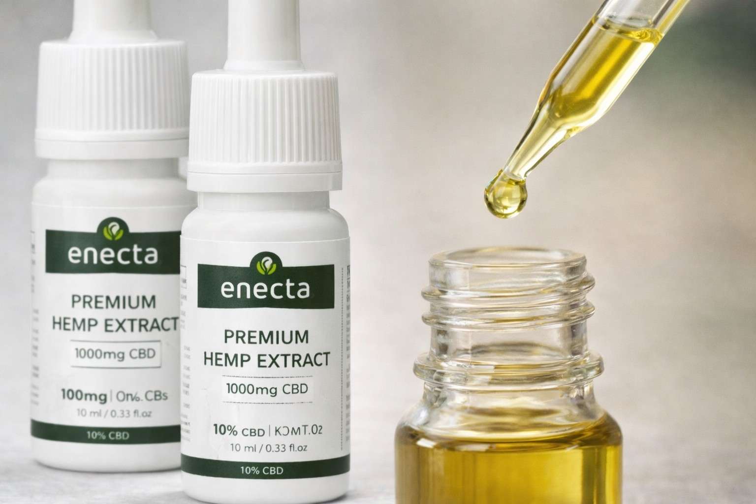 Aceite de CBD premium en frasco con gotero, extracto de cáñamo de alta pureza con concentración controlada