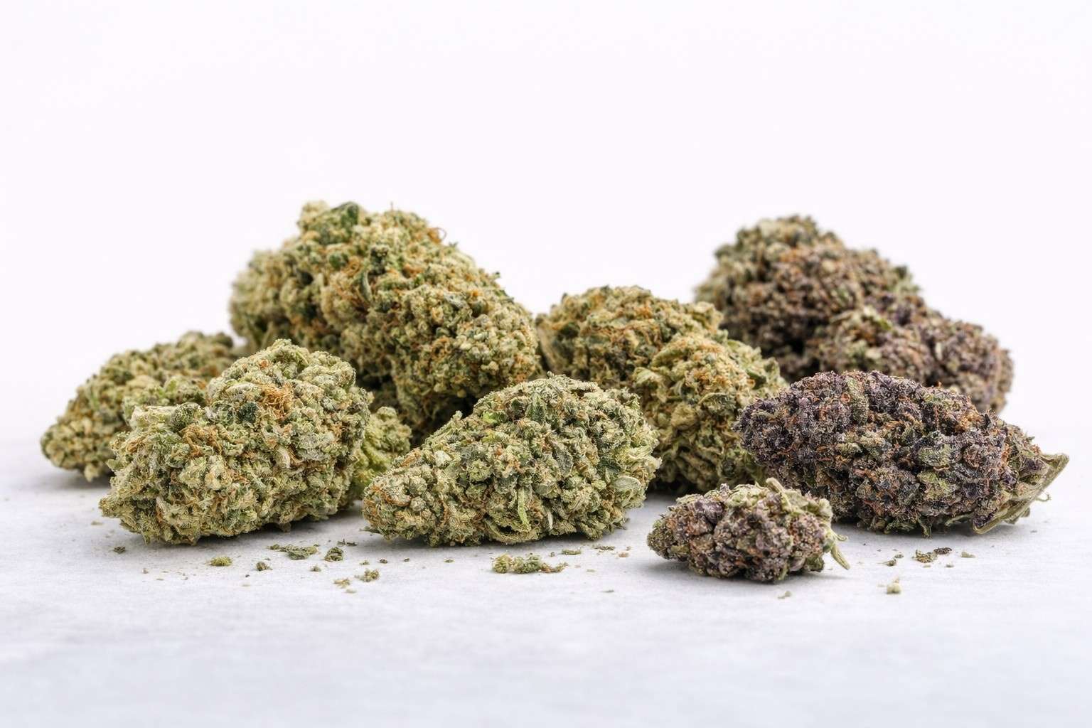 Flores de CBD premium con cogollos compactos y aroma natural seleccionadas por Topgrow