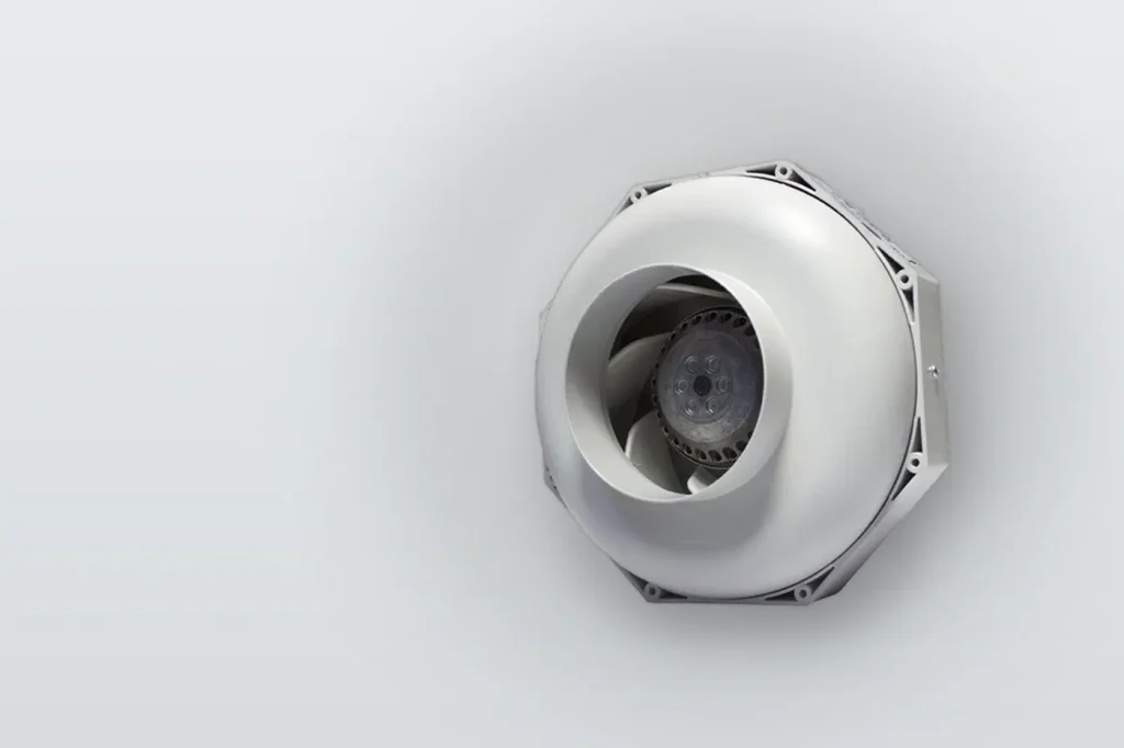 Portada editorial de extractores de aire para cultivo indoor